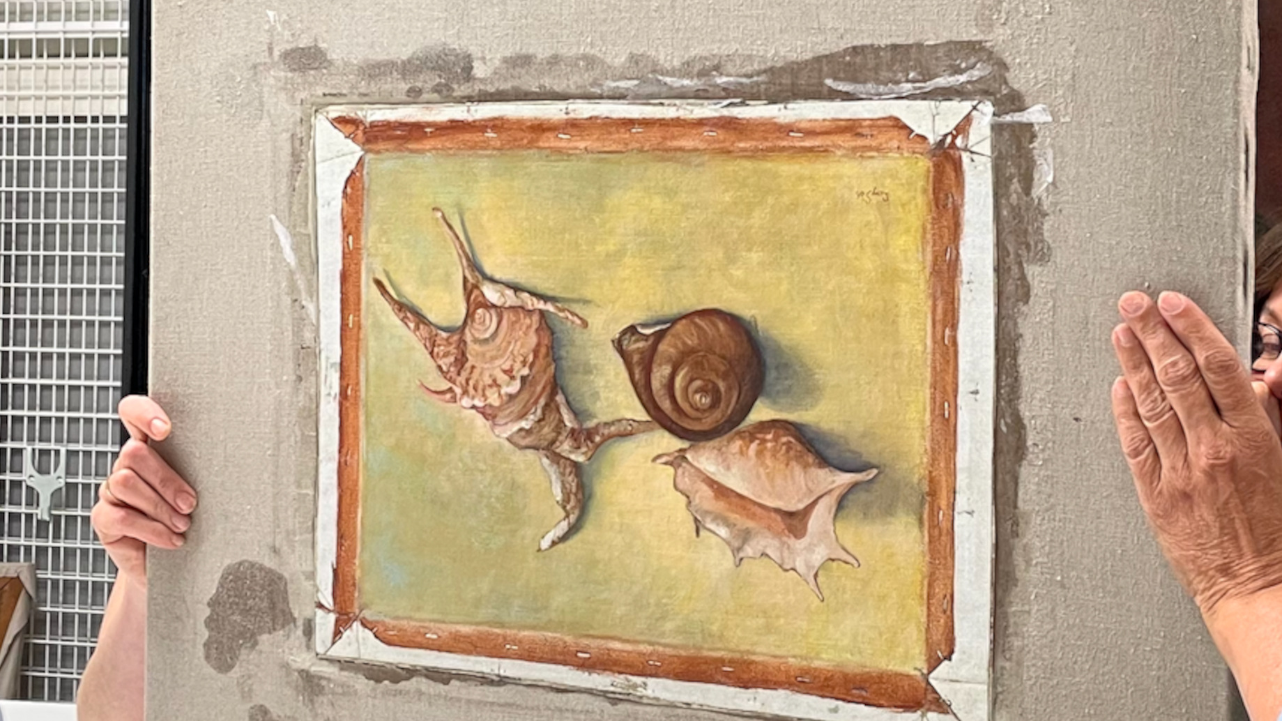 Rentoilage d'une œuvre avec une technique traditionnel et minutieuse. doublage d'une œuvre moderne avec une technique à la pointe de la technologie. soins spécifique à l'œuvre et ses besoins particuliers.